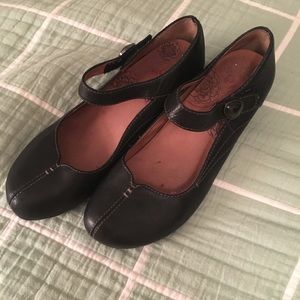 Taos samba Mary Jane heel, size 8
